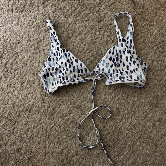 SHEIN Blue and White Bikini Top - Picture 2 of 3